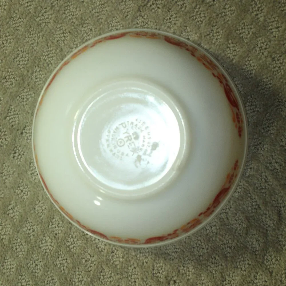 Set of 4 Vintage Pyrex Friendship Nesting Mixing Bowls 401 / 402 / 403 /404